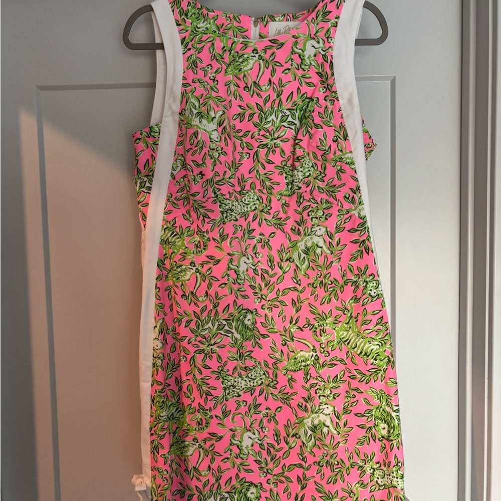 Lilly Pulitzer pink and green jungle shift dress
